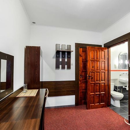 Imperium - Hotel Restauracja Firlej Luaran gambar