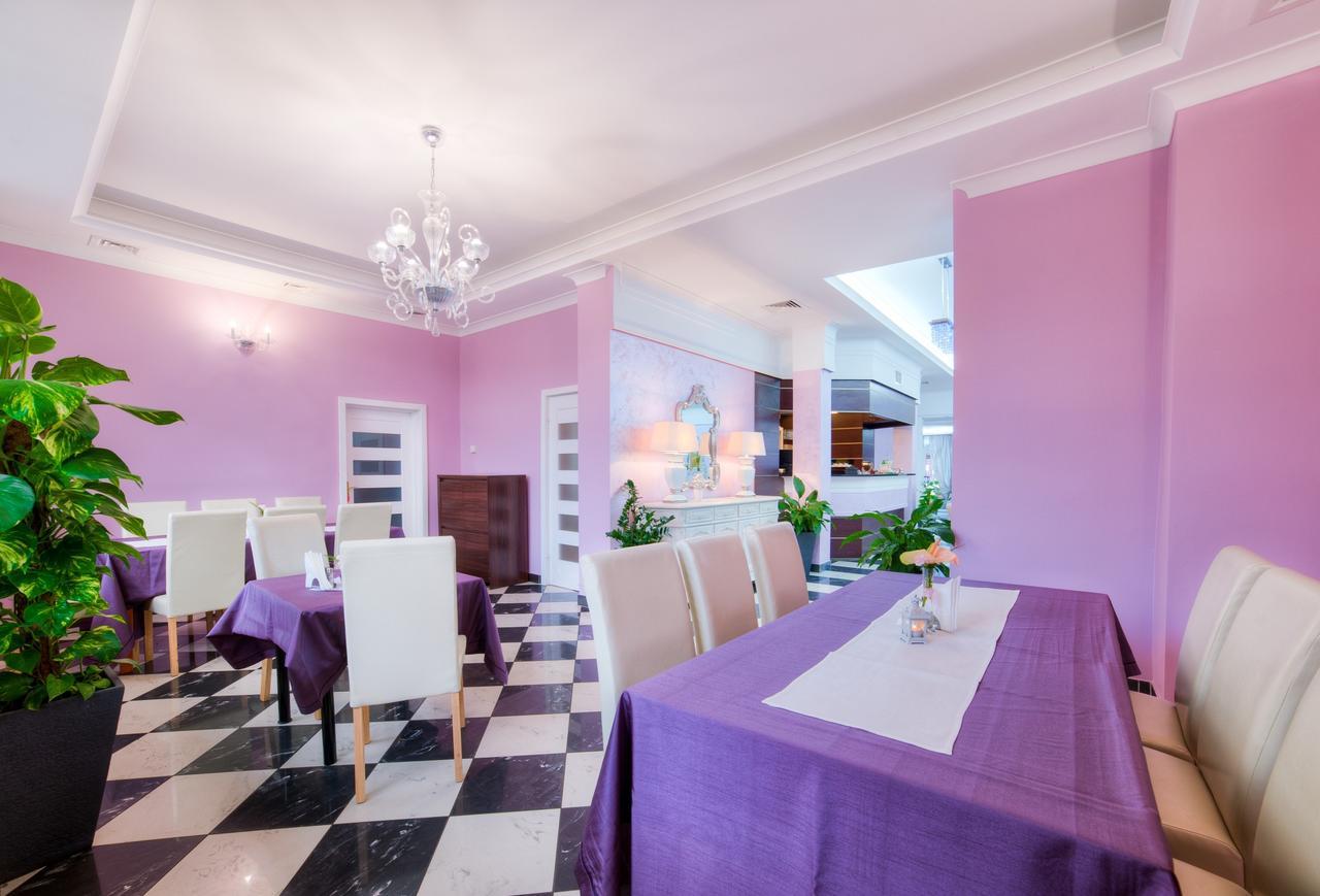 Imperium - Hotel Restauracja Firlej Luaran gambar