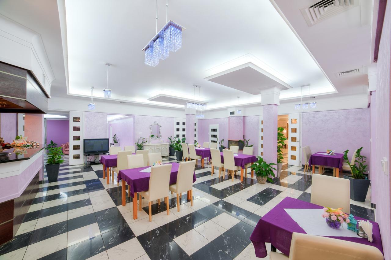 Imperium - Hotel Restauracja Firlej Luaran gambar
